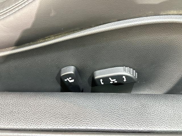 スカイライン ３７０ＧＴ　タイプＳ　ＥＴＣ　バックカメラ　ナビ　アルミホイール　オートライト　ＨＩＤ　ＡＴ　スマートキー　電動格納ミラー　盗難防止システム　パワーシート　ＣＤ　衝突安全ボディ　ＡＢＳ　ＥＳＣ　エアコン（36枚目）
