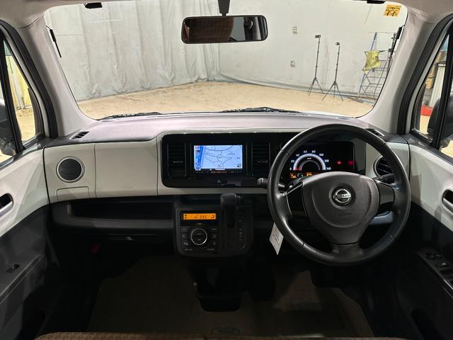 モコ Ｘ　ナビ　ＴＶ　スマートキー　アイドリングストップ　電動格納ミラー　ベンチシート　ＣＶＴ　盗難防止システム　ＡＢＳ　ＣＤ　ＵＳＢ　アルミホイール　衝突安全ボディ　エアコン　パワーステアリング（5枚目）