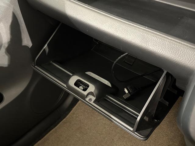 モコ Ｘ　ナビ　ＴＶ　スマートキー　アイドリングストップ　電動格納ミラー　ベンチシート　ＣＶＴ　盗難防止システム　ＡＢＳ　ＣＤ　ＵＳＢ　アルミホイール　衝突安全ボディ　エアコン　パワーステアリング（33枚目）