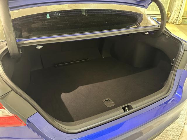 カムリ Ｇ　４ＷＤ　ＥＴＣ　クリアランスソナー　アダプティブクルーズコントロール　衝突被害軽減システム　バックカメラ　ナビ　ＴＶ　アルミホイール　オートマチックハイビーム　パワーステアリング　エアバッグ（42枚目）