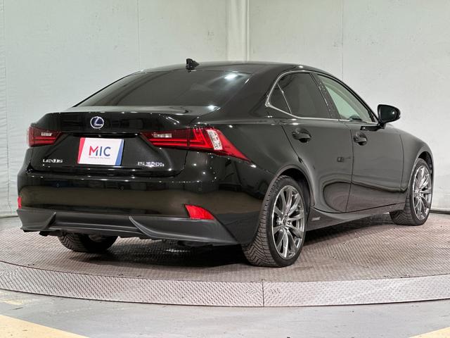 LEXUS IS IS300H