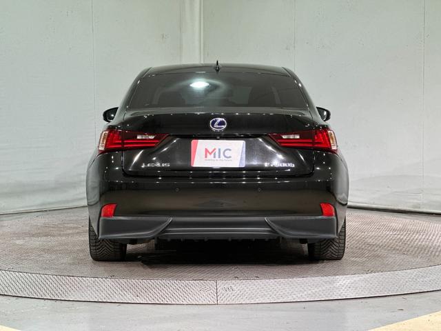LEXUS IS IS300H