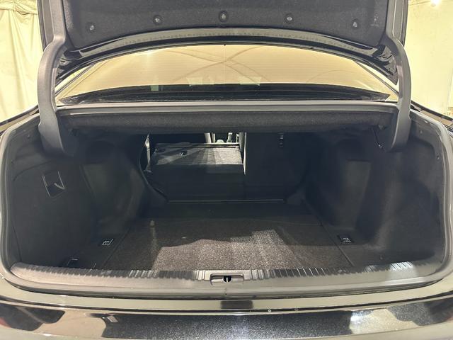 LEXUS IS IS300H