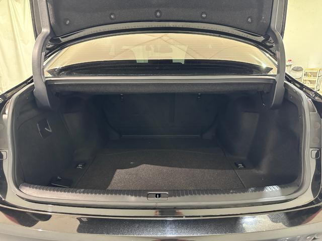 LEXUS IS IS300H