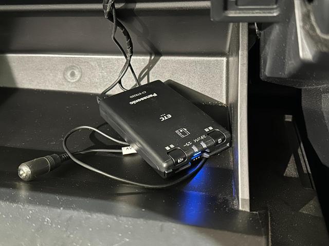 ＸＶ ２．０ｉ－Ｓ　アイサイト　４ＷＤ　ＥＴＣ　バックカメラ　オートクルーズコントロール　レーンアシスト　パワーシート　衝突被害軽減システム　ナビ　オートライト　ＬＥＤヘッドランプ　アルミホイール　スマートキー　アイドリングストップ（13枚目）