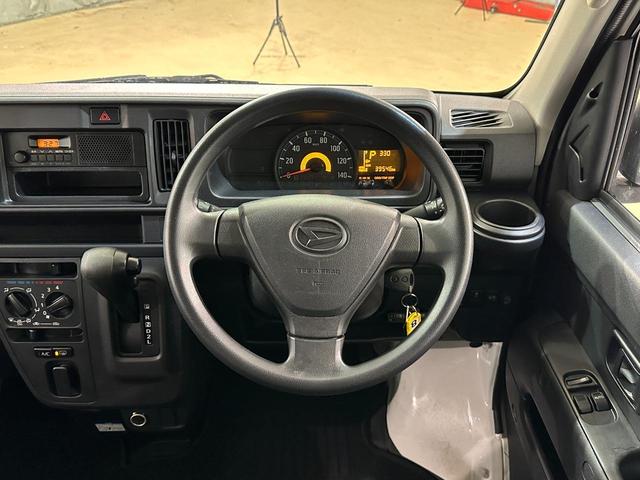 ハイゼットカーゴ ＤＸ　ＳＡＩＩＩ　軽バン　衝突被害軽減システム　ＥＴＣ　両側スライドドア　キーレスエントリー　アイドリングストップ　オートマチックハイビーム　ＥＳＣ（7枚目）