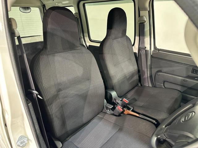 ハイゼットカーゴ ＤＸ　ＳＡＩＩＩ　軽バン　衝突被害軽減システム　ＥＴＣ　両側スライドドア　キーレスエントリー　アイドリングストップ　オートマチックハイビーム　ＥＳＣ（29枚目）