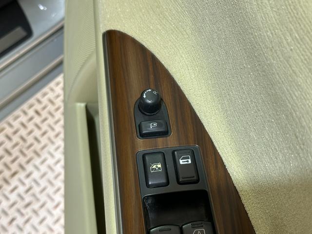 ティアナ 250XE ワンオーナー ETC オートライト CVT スマートキー 電動格納ミラー 盗難防止システム CD ミュージックプレイヤー接続可 衝突安全ボディ ABS エアコン パワーステアリング パワーウィンドウ(12枚目)