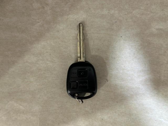 FJクルーザー ベースグレード 4WD ETC バックカメラ クリアランスソナー ナビ TV キーレスエントリー AT 盗難防止システム 衝突安全ボディ CD DVD再生 ABS ESC(14枚目)