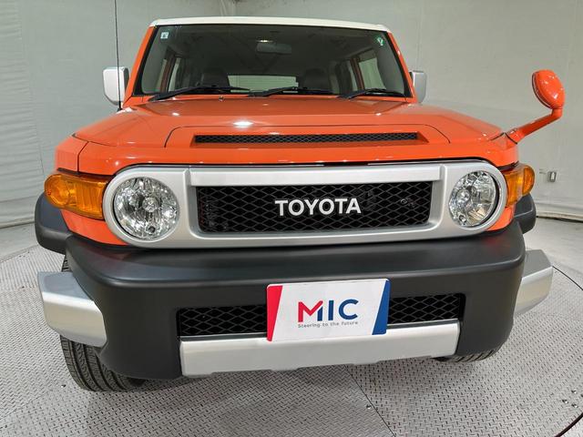 FJクルーザー ベースグレード 4WD ETC バックカメラ クリアランスソナー ナビ TV キーレスエントリー AT 盗難防止システム 衝突安全ボディ CD DVD再生 ABS ESC(27枚目)