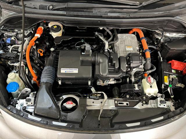 フィット e:HEVベーシック 4WD ETC バックカメラ ナビ クリアランスソナー オートクルーズコントロール レーンアシスト 衝突被害軽減システム オートライト LEDヘッドランプ スマートキー(23枚目)