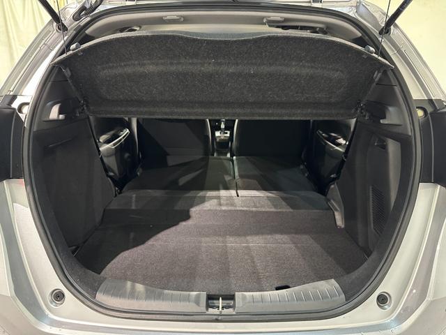 フィット e:HEVベーシック 4WD ETC バックカメラ ナビ クリアランスソナー オートクルーズコントロール レーンアシスト 衝突被害軽減システム オートライト LEDヘッドランプ スマートキー(26枚目)