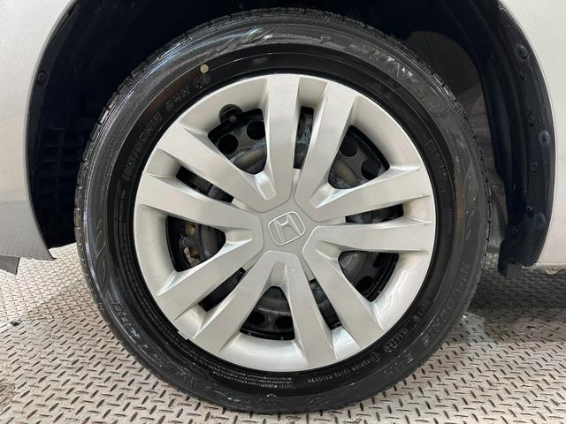 フィット e:HEVベーシック 4WD ETC バックカメラ ナビ クリアランスソナー オートクルーズコントロール レーンアシスト 衝突被害軽減システム オートライト LEDヘッドランプ スマートキー(49枚目)