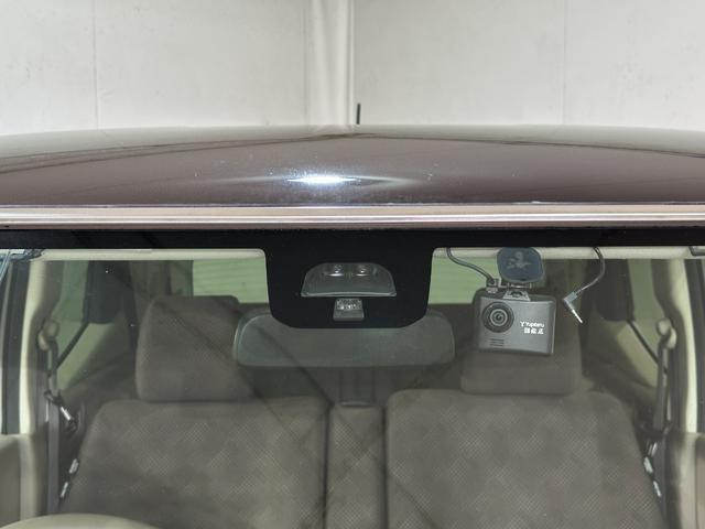 HONDA N-BOX SLASH G L NOVA COUNTRY STYLE