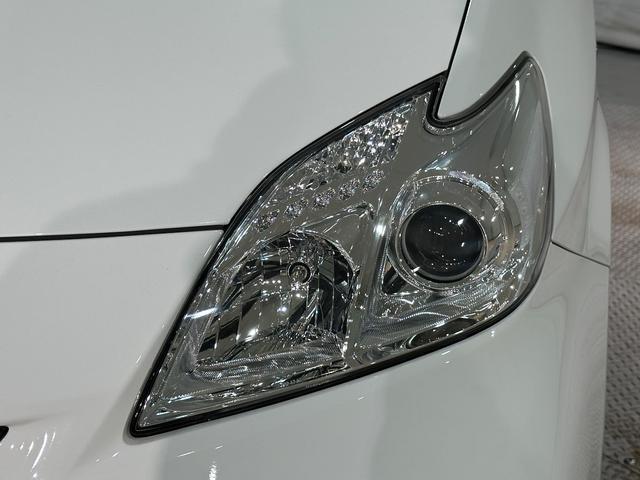 プリウス L ETC ナビ オートライト CVT スマートキー 電動格納ミラー 盗難防止システム 衝突安全ボディ ABS エアコン パワーステアリング パワーウィンドウ 運転席エアバッグ アルミホイール(25枚目)