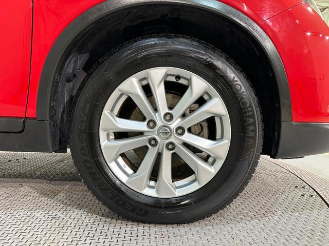 エクストレイル 20X エマージェンシーブレーキパッケージ 4WD ETC 全周囲カメラ クリアランスソナー オートクルーズコントロール 衝突被害軽減システム ナビ TV オートライト アルミホイール スマートキー アイドリングストップ パワーウインドウ(42枚目)