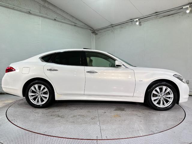 フーガ 250GT タイプP 革シート ワンオーナー ETC オートクルーズコントロール バックカメラ ナビ TV アルミホイール オートライト HID サンルーフ AT シートエアコン スマートキー 電動格納ミラー(16枚目)