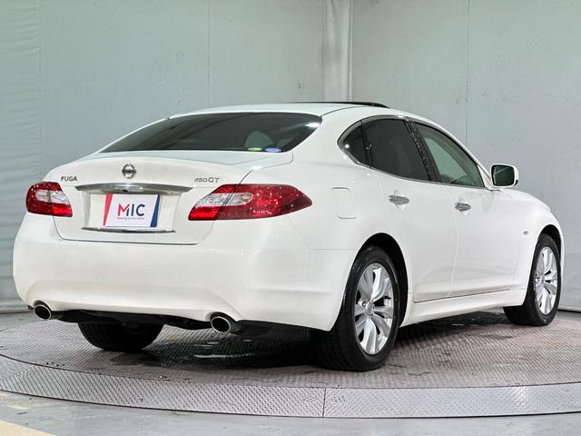 フーガ 250GT タイプP 革シート ワンオーナー ETC オートクルーズコントロール バックカメラ ナビ TV アルミホイール オートライト HID サンルーフ AT シートエアコン スマートキー 電動格納ミラー(18枚目)