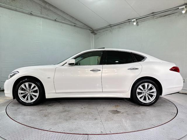 フーガ 250GT タイプP 革シート ワンオーナー ETC オートクルーズコントロール バックカメラ ナビ TV アルミホイール オートライト HID サンルーフ AT シートエアコン スマートキー 電動格納ミラー(19枚目)