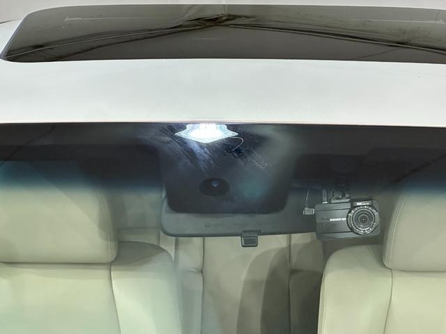 フーガ 250GT タイプP 革シート ワンオーナー ETC オートクルーズコントロール バックカメラ ナビ TV アルミホイール オートライト HID サンルーフ AT シートエアコン スマートキー 電動格納ミラー(24枚目)