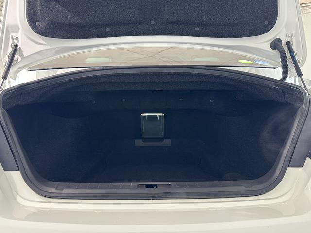 フーガ 250GT タイプP 革シート ワンオーナー ETC オートクルーズコントロール バックカメラ ナビ TV アルミホイール オートライト HID サンルーフ AT シートエアコン スマートキー 電動格納ミラー(26枚目)