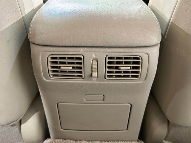 フーガ 250GT タイプP 革シート ワンオーナー ETC オートクルーズコントロール バックカメラ ナビ TV アルミホイール オートライト HID サンルーフ AT シートエアコン スマートキー 電動格納ミラー(31枚目)