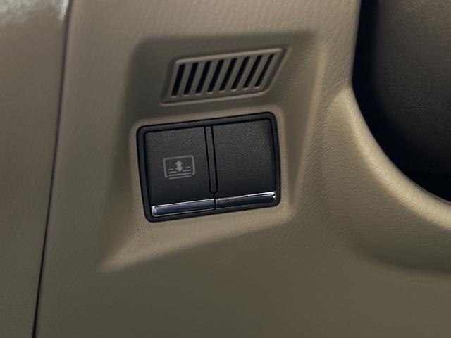 フーガ 250GT タイプP 革シート ワンオーナー ETC オートクルーズコントロール バックカメラ ナビ TV アルミホイール オートライト HID サンルーフ AT シートエアコン スマートキー 電動格納ミラー(34枚目)