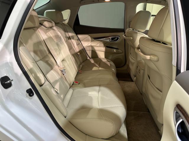 フーガ 250GT タイプP 革シート ワンオーナー ETC オートクルーズコントロール バックカメラ ナビ TV アルミホイール オートライト HID サンルーフ AT シートエアコン スマートキー 電動格納ミラー(36枚目)