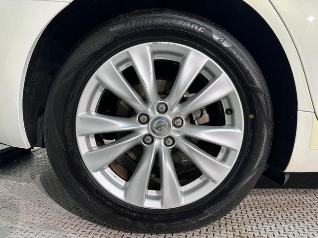 フーガ 250GT タイプP 革シート ワンオーナー ETC オートクルーズコントロール バックカメラ ナビ TV アルミホイール オートライト HID サンルーフ AT シートエアコン スマートキー 電動格納ミラー(53枚目)