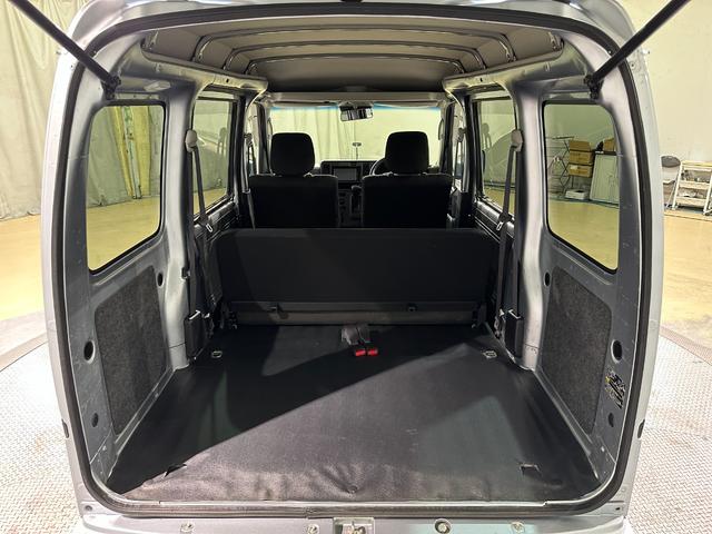 ハイゼットカーゴ クルーズターボSAIII ワンオーナー AT 衝突被害軽減システム ナビ 両側スライドドア キーレスエントリー アイドリングストップ 電動格納ミラー オートマチックハイビーム アルミホイール ABS ESC ターボ(21枚目)