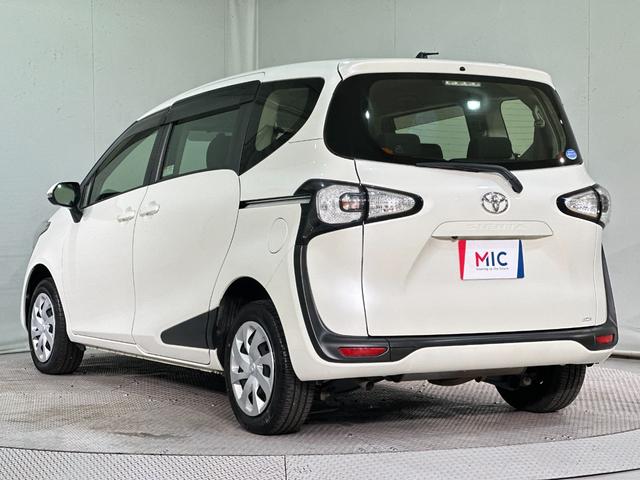 シエンタ X Vパッケージ 4WD ETC バックカメラ ナビ TV 両側スライドドア キーレスエントリー 3列シート CVT CD ミュージックプレイヤー接続可 衝突安全ボディ ABS ESC パワーステアリング エアバッグ(21枚目)