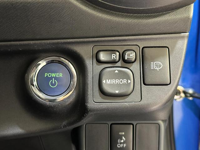 アクア G ETC バックカメラ ナビ TV アルミホイール オートライト ヘッドライトウォッシャー スマートキー 電動格納ミラー 衝突安全ボディ ABS ESC CD DVD再生 ABS リヤスポイラー(13枚目)