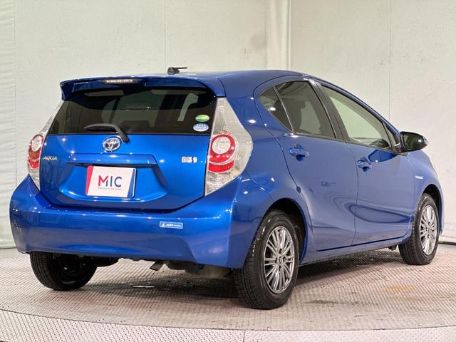 アクア G ETC バックカメラ ナビ TV アルミホイール オートライト ヘッドライトウォッシャー スマートキー 電動格納ミラー 衝突安全ボディ ABS ESC CD DVD再生 ABS リヤスポイラー(19枚目)