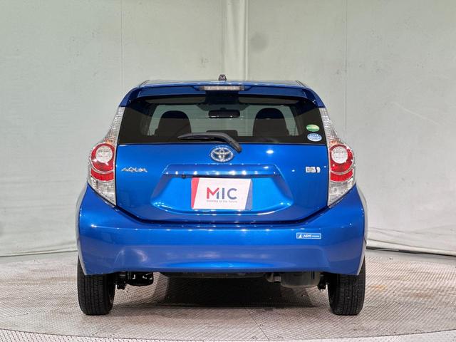 アクア G ETC バックカメラ ナビ TV アルミホイール オートライト ヘッドライトウォッシャー スマートキー 電動格納ミラー 衝突安全ボディ ABS ESC CD DVD再生 ABS リヤスポイラー(20枚目)