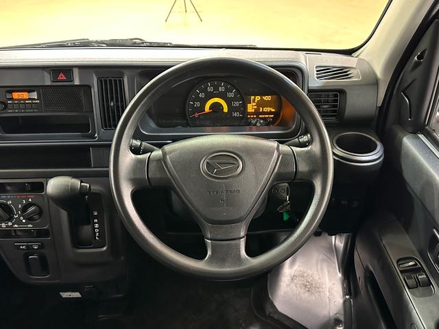 ハイゼットカーゴ DX SAIII AT 衝突被害軽減システム 両側スライドドア キーレスエントリー アイドリングストップ オートマチックハイビーム ABS ESC エアコン パワーステアリング エアバッグ(7枚目)