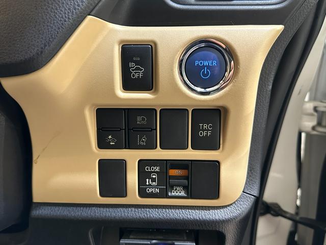 ノア ハイブリッドＧ　ＥＴＣ　バックカメラ　ナビ　ＴＶ　オートクルーズコントロール　衝突被害軽減システム　両側スライド・片側電動　オートマチックハイビーム　オートライト　エアバッグ　パワーウインドウ（12枚目）