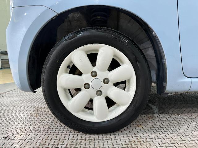 アルトラパン Ｘ　ナビ　スマートキー　電動格納ミラー　ベンチシート　ＣＶＴ　盗難防止システム　ＡＢＳ　ＣＤ　ＤＶＤ再生　アルミホイール　衝突安全ボディ　エアコン　パワーステアリング　パワーウィンドウ　エアバッグ（38枚目）