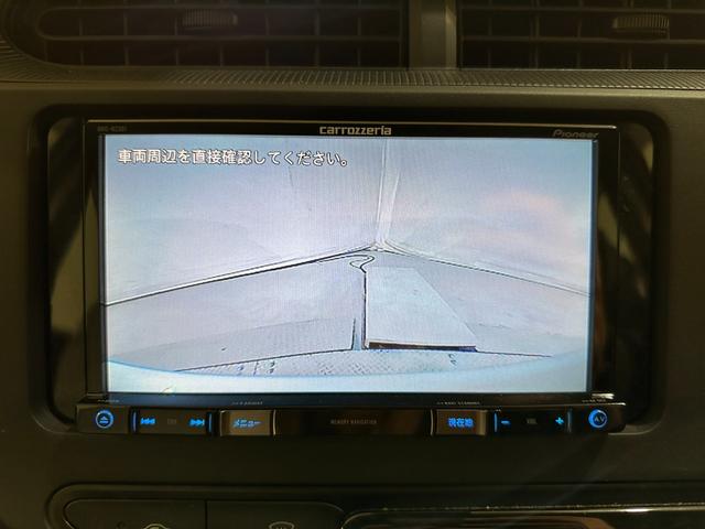 アクア L バックカメラ ナビ 衝突被害軽減システム オートマチックハイビーム キーレスエントリー 電動格納ミラー 衝突安全ボディ ABS ESC CD DVD再生 エアバッグ パワーウインドウ(8枚目)