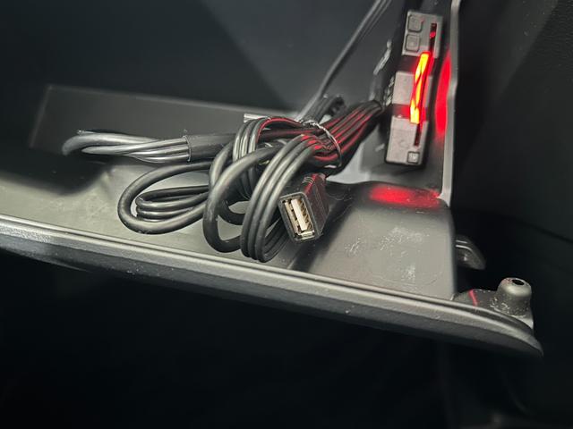 スペーシア Xリミテッド ETC バックカメラ 両側電動スライドドア ナビ TV 衝突被害軽減システム オートライト HID スマートキー アイドリングストップ 電動格納ミラー シートヒーター ベンチシート CVT(33枚目)