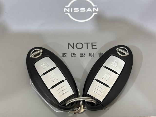 ノート X FOUR 4WD ETC バックカメラ ナビ クリアランスソナー 衝突被害軽減システム オートマチックハイビーム オートライト スマートキー アイドリングストップ 電動格納ミラー(14枚目)