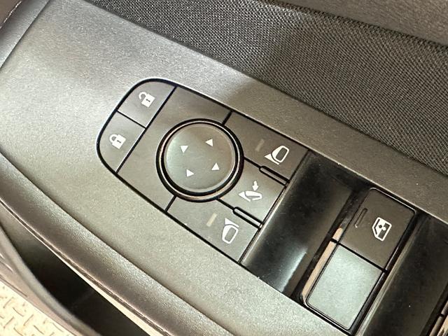 ノート X FOUR 4WD ETC バックカメラ ナビ クリアランスソナー 衝突被害軽減システム オートマチックハイビーム オートライト スマートキー アイドリングストップ 電動格納ミラー(36枚目)