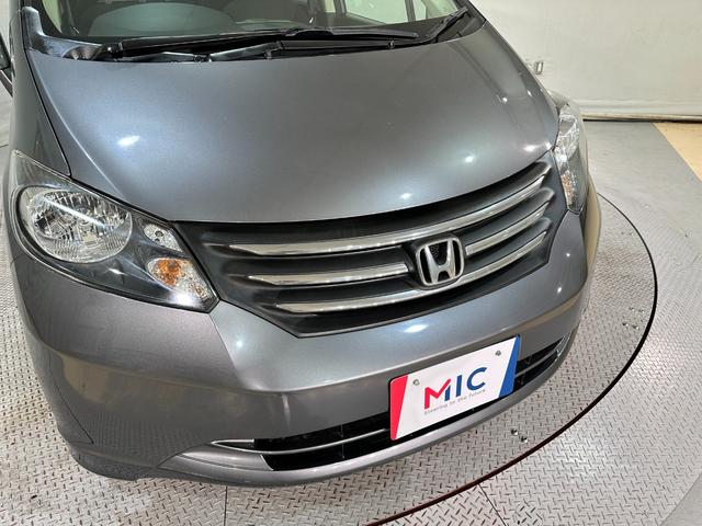 フリード Ｇ　ハイウェイエディション　ＥＴＣ　バックカメラ　ナビ　ＴＶ　両側スライド・片側電動　ＨＩＤ　キーレスエントリー　電動格納ミラー　３列シート　ウォークスルー　ＣＶＴ　アルミホイール　ＣＤ　ＤＶＤ再生　衝突安全ボディ（36枚目）