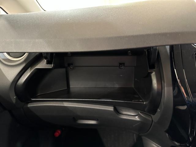 ノート e-パワー X Vセレクション ETC 全周囲カメラ ナビ TV クリアランスソナー 衝突被害軽減システム アルミホイール オートライト LEDヘッドランプ スマートキー アイドリングストップ パワーウインドウ パワーステアリング(24枚目)