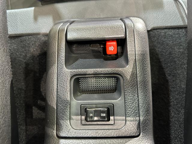 カプチーノ ベースグレード オークション仕入れの為距離検査済み ターボ オープンカー MT アルミホイール カセット エアコン パワーウィンドウ(10枚目)