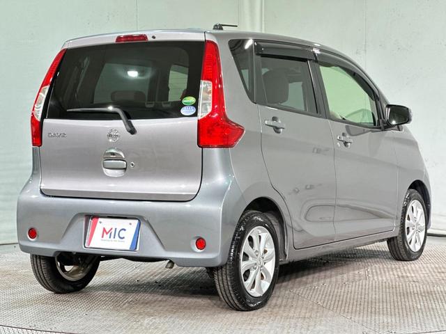 この度は当店のお車をご覧になっていただき、誠にありがとうございます。ぜひじっくりとご検討下さい。気軽にお問合せ・お見積りお待ちしております。