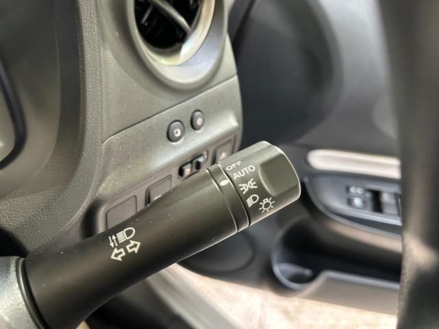 ノート ｅ－パワー　Ｂ　ＥＴＣ　バックカメラ　ナビ　クリアランスソナー　レーンアシスト　衝突被害軽減システム　オートライト　スマートキー　電動格納ミラー　ＣＶＴ　ＥＳＣ　Ｂｌｕｅｔｏｏｔｈ（7枚目）