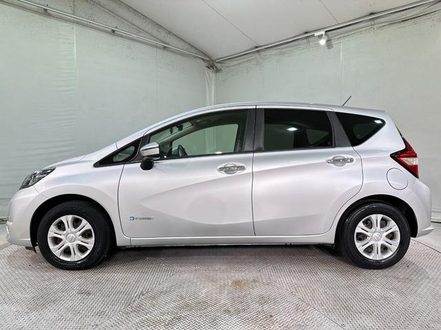 ノート ｅ－パワー　Ｂ　ＥＴＣ　バックカメラ　ナビ　クリアランスソナー　レーンアシスト　衝突被害軽減システム　オートライト　スマートキー　電動格納ミラー　ＣＶＴ　ＥＳＣ　Ｂｌｕｅｔｏｏｔｈ（24枚目）