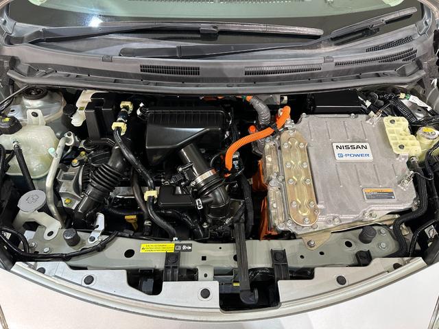 ノート ｅ－パワー　Ｂ　ＥＴＣ　バックカメラ　ナビ　クリアランスソナー　レーンアシスト　衝突被害軽減システム　オートライト　スマートキー　電動格納ミラー　ＣＶＴ　ＥＳＣ　Ｂｌｕｅｔｏｏｔｈ（32枚目）