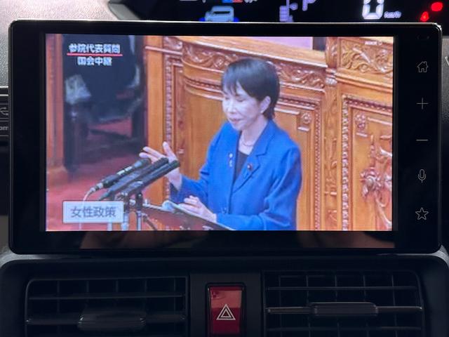 タント Ｘ　ＥＴＣ　バックカメラ　両側電動スライドドア　ＴＶ　クリアランスソナー　衝突被害軽減システム　オートライト　ＬＥＤヘッドランプ　スマートキー　アイドリングストップ　電動格納ミラー　パワーウインドウ（7枚目）