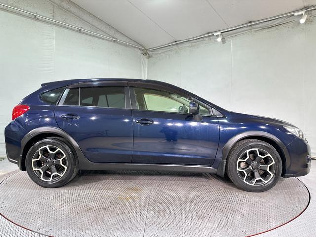 ＸＶ ２．０ｉ－Ｌ　アイサイト　ナビ　４ＷＤ　ＥＴＣ　アダプティブクルーズコントロール　レーンアシスト　パワーシート　衝突被害軽減システム　オートライト　ＨＩＤ　アルミホイール　スマートキー　アイドリングストップ　電動格納ミラー（18枚目）